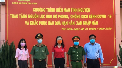 Trà Vinh: K’noọ 7,8 tỷ đồng zooi đoọng Quỹ zêl lâng cha groong pr’luh Covid-19 lâng p’răng xơơt