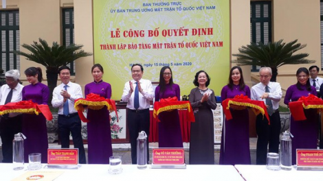 Trưởng Ban Tuyên giáo Trung ương Võ Văn Thưởng pâh pa luih Bảo tàng Mặt trận Tổ quốc Việt Nam