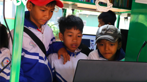 Xe Thư viện lưu động: đơơng “c’năl liêm choom” chô ooy vel bhươl Đắk Lắk
