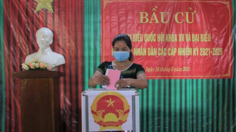 Đha nuôr 6 chr’val c’noong k’tiêc Nam Giang, tỉnh Quảng Nam bhrợ xang bầu cử đơơh