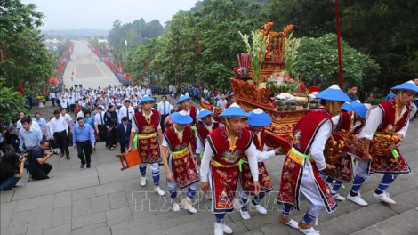 Bhuôih a bhụuc a vụa Hùng Vương 2021 nắc muy bhrợ têng c’nặt bhuôih