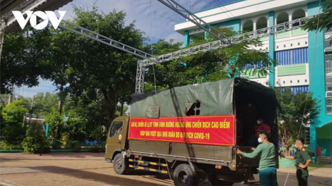 Học sinh văl học cớ lêy tợơ đhr’năng pr’luh cr’ay đhị vel đong