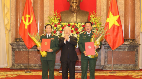 Pa dzooc quân hàm Thượng tướng đoọng ha 2 Thứ trưởng Bộ Quốc Phòng