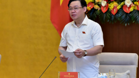Bh’rợ ra văng đoọng ha pr’họp g’luh 2 ơy bhrợ têng xang lâng rau mr’cơnh xa nay dal