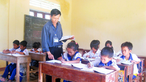 85 tỷ đồng k’rong bhrợ t’bil phòng học căh nhâm mâng, phòng học ng’vặ, pa liêm pa mâng trường dân tộc nôi trú, bán trú coh zr’lụ tỉnh