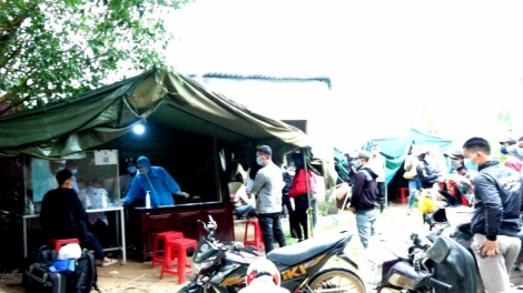 Apêê tỉnh miền Trung đương lâng zooi đhanuôr tơợ apêê tỉnh, thành phố n’đăh Nam chô ooy vel đong