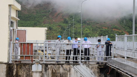 Công ty Thuỷ điện Sông Tranh nhâm mâng râu liêm mâng âng bha nậ đác coh hân noo đhí boo