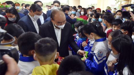 Chủ tịch nước: Hà Tĩnh nắc đh’rưah lâng Nghệ An, Thanh Hoá bhrợ vaih c’lâng ha dưr t’mêê đăh công nghiệp