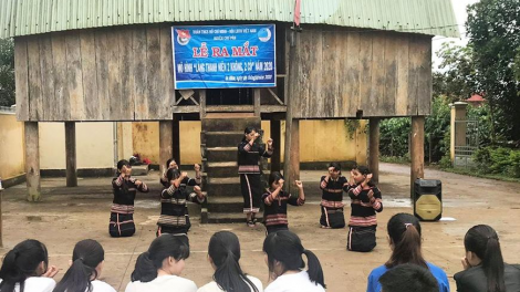 Vel đha đhâm c’mor “2 dọo, 2 vêy”
