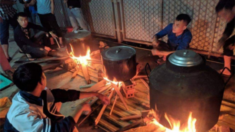 Prang k’tiếc k’ruung t’pâh tết Tân Sửu bhui har tệêm ngăn
