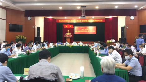 Trưởng Ban Tuyên giáo Trung ương Nguyễn Trọng Nghĩa k’đhơợng xay bh’rợ prá xay Giao ban bh’rợ tr’nêng báo chí, xuất bản