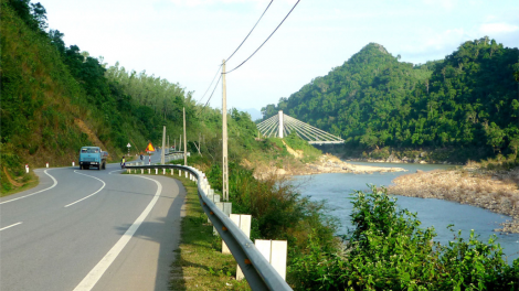 Bộ Giao thông mr’cơnh cr’noọ xa nay đoọng Quảng Trị k’rong bhrợ c’lâng lươt đơơh Cam Lộ- Lao Bảo 7.700 tỷ đồng