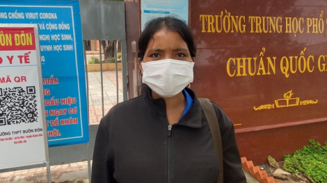 Ma nưih ca căn M’nông lươt thi tốt nghiệp cơnh lâng cr’noọ cr’niêng bhrợ cô giáo