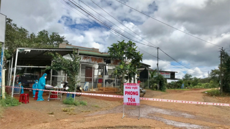 Đăk Nông ta groong, đọong ăt la lay prang chr’hoong Đăk R’Lâp xang bêl dưr vaih bâc ngai  crêê Covid-19 coh vel đong