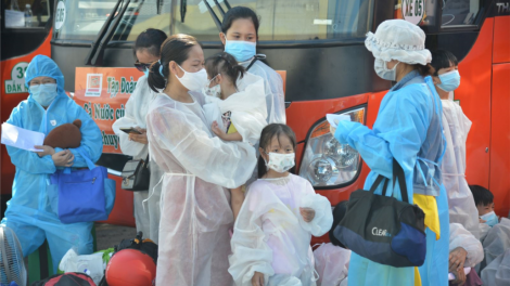 TP Hồ Chí Minh zooi apêê tỉnh đương đơp k’dâng 2.700 cha năc đhanuôr chô ooy vel đong