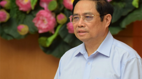 Thủ tướng k’đhơợng xay hội nghị prá xay ooy chính sách pháp luật crêê tươc k’tiêc k’bunh