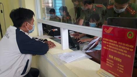 Hướng Hoá: Bhrợ pa đơơh bh’rợ bhrợ đoọng thẻ căn cước đhanuôr
