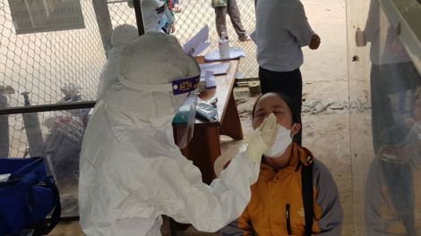 Tiêm pazêng vaccine zâl Covid-19 prang ha đhanuôr acoon coh da ding k’coong Quảng Nam