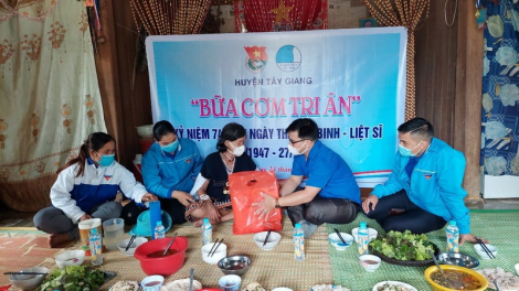 Da ding k’coong Quảng Nam bhrợ têng liêm choom bh’rợ đền ơn đáp nghĩa