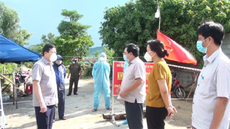 Phú Yên: Hân đơơh cha groong zêl pr’luh zr’lụ đha nuôr acoon coh coh Sông Hinh