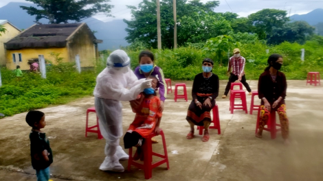 Quảng Nam: Zooi đhanuôr Gié Triêng đhị zr’lụ ga ving đoọng ặt pa tuông