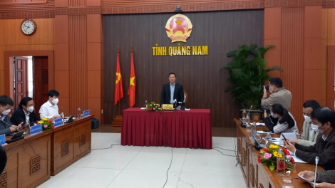 Quảng Nam: Pa dưr kinh tế 5%, đơơng pa câl hàng hoá ooy k’tiếc k’ruung lơơng 3,5 tỷ đô la Mỹ