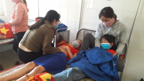 Quảng Trị: Lâh 20 học sinh bọol ch’na