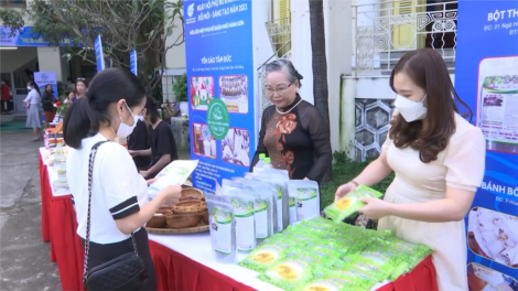 Đà Nẵng: bhrợ têng t’ngay bhiệc bhan: Pân đil tơợp bhrợ cha, tr’xăl t’mêê ta béch