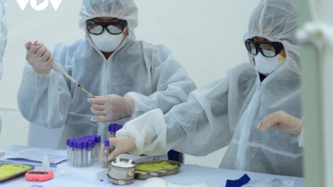 Xét nghiệm đoọng ha k’dâng 4.000 sinh viên Đại học Huế chô học tập cớ