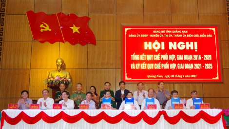 Quảng Nam k’rong pa zêng 10 c’moo bh’rợ “ Pa dưr bh’rợ zư lêy quyền bhrợ c’la yêm têêm c’noong k’tiêc, biển đảo coh đhr’năng t’mêê”
