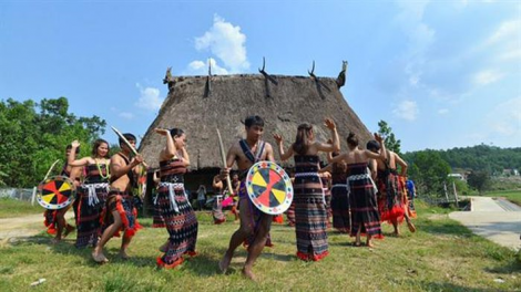 Quảng Nam: Zư lêy p’rá, chữ xrặ acoon cóh Cơ Tu