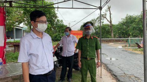 Thừa Thiên Huế: Bơơn lêy manuyh crêê pr’luh cr’ăy đhị zr’lụ ăt mamông, cha groong pazêng chr’val Phong Hoà, chr’hoong Phong Điền