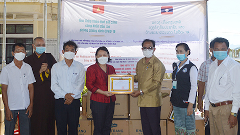 Tỉnh Thừa Thiên Huế pa đơp đoọng pr’hêl zooi bơr tỉnh Salavan lâng Sê Kông zêl lâng cha groong pr’luh Covid-19