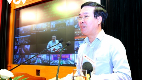 Thường trực Ban Bí thư Võ Văn Thưởng pâh bh’rợ prá xay xay bhrợ xa nay pazum bhrợ đh’rưah bhlưa Bộ Công an lâng apêê tỉnh, thành uỷ