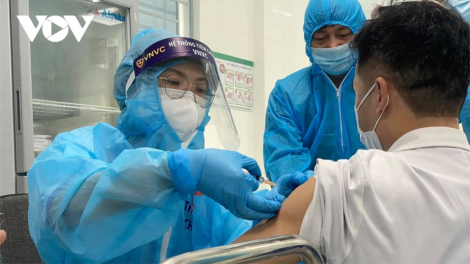 Thủ tướng: Căh choom pay zên tiêm chủng n’đhơ c’leh n’đoo tông k’rooch n’đoo n’lơơng coh tiêm vaccine cha groong Covid-19 ha đha nuôr