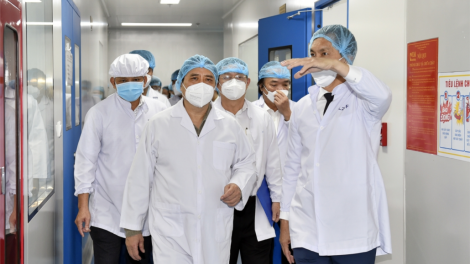 Thủ tướng: TP.HCM lâng 7 tỉnh cóh zr’lụ lêy zêl cha groong, t’pắt pr’lúh cr’ay liêm đấh