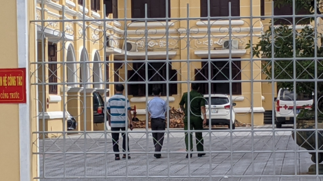 Thừa Thiên Huế: Bhrêy tăh bêl pa bhrợ, 2 cha năc chêệt, 1 cha năc bhrêy