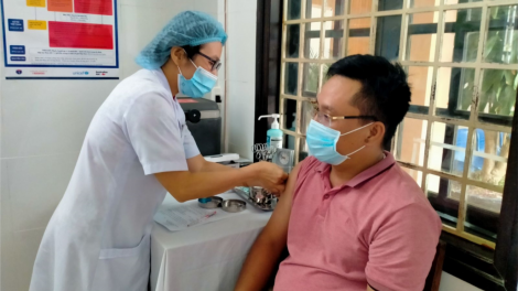Thừa Thiên Huế bhrợ têng bh’rợ tiêm vacine zâl cha groong pr’luh Covid-19 g’luh 2