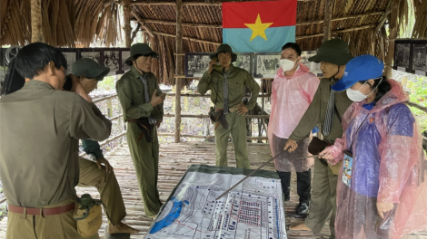 TP.HCM bhrợ tour du lịch chr’năp chăp hơnh apêê bha lâng zâl cha groong pr’luh