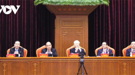 Bộ Chính trị bhrợ têng Hội nghị prá xay ghít bh’rợ xay bhrợ cơnh Nghị quyết pa dưr zr’lụ Tây Nguyên