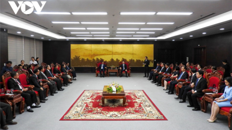 Đà Nẵng t’bhlầng pa zưm bhrợ lâng tỉnh Sekong-Lào