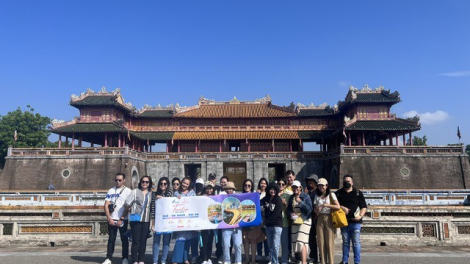 C’bhuh famtrip Thái Lan ch’mêệt lêy pazeng zr’lụ du lịch Huế