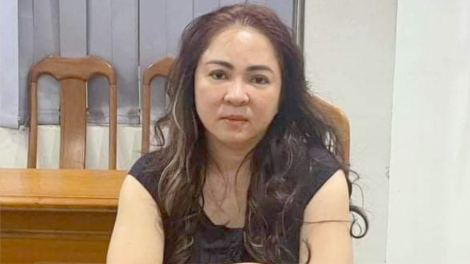 Khởi tố, coop crol p’căn Nguyễn Phương Hằng