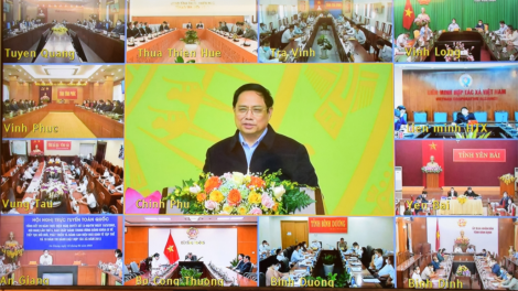 Thủ tướng k’đhơợng bhrợ Hội nghị prang k’tiếc k’ruung 20 c’moo bhrợ kinh tế tập thể, 10 c’moo bhrợ têng Luật Hợp tác xã 2012