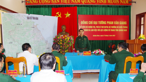 Bộ trưởng Bộ Quốc phòng lêy cha mêết c’nắt k’noong k’tiếc Quảng Nam