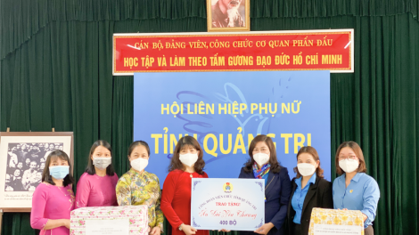 Lâh 1.250 Áo dài cr’er da dêr đoọng ha pân đil đharựt đhị Quảng Trị