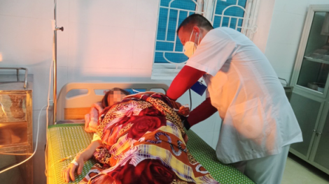 3 pân đil học sinh Nghệ An cha hi la mr’nghêê