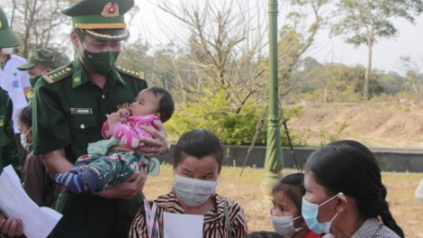G’luh chợ 0 đồng, khám pa dưah cr’ay, đoọng ga gooh za nươu đoọng ha đhanuôr Lào bhlưa ca noong k’tiếc Quảng Nam