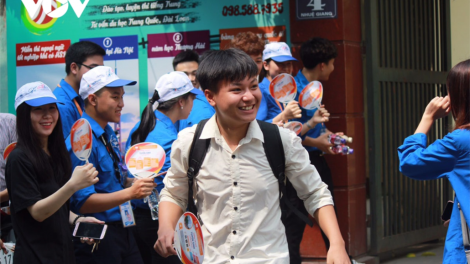 Ra pă apêê k’tiêc k’ruung liêm bhlâng ooy p’too pa choom: Việt Nam dzooc 5 bha nơơc