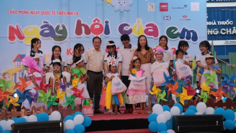 Bấc hun pr’hêl chô tước lâng apêê p’niên k’ay xoọc zư pa dứah đhị Bệnh viện Trung ương Huế